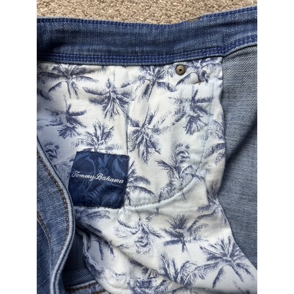 Tommy Bahama Indigo Palms Blue Jeans Men's 42x30 Classic Fit Light Washed Denim - Picture 4 of 10